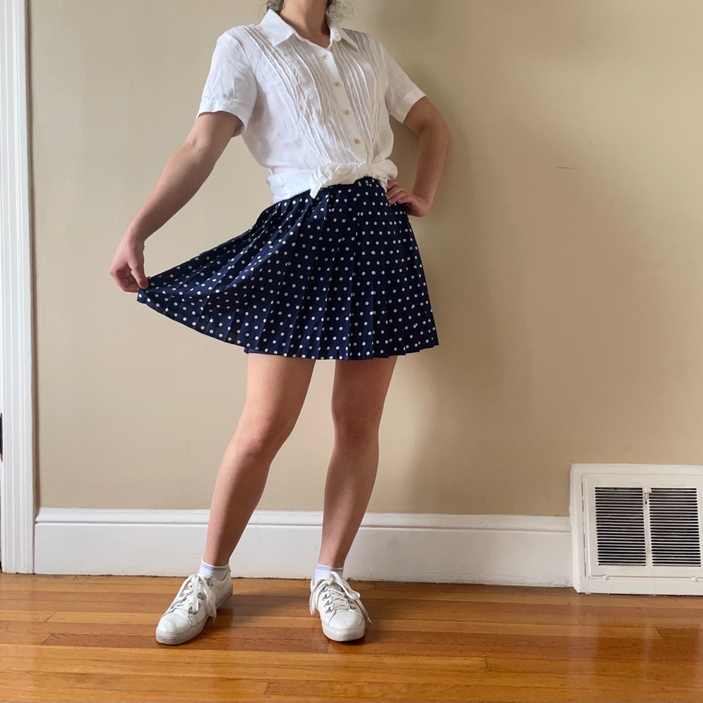 Pleated polka dot mini skirt